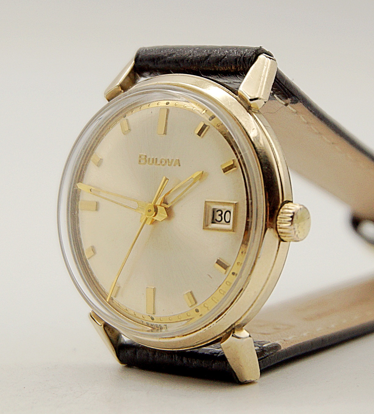 นาฬิกาเก่า BULOVA ไขลาน