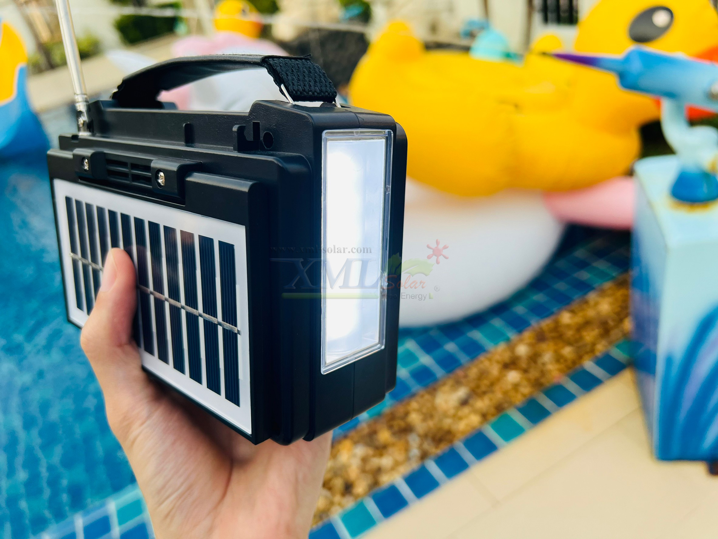 วิทยุโซล่าเซลล์ พร้อมลำโพง มี FM & MP3 ขนาดพกพา (สีดำ)