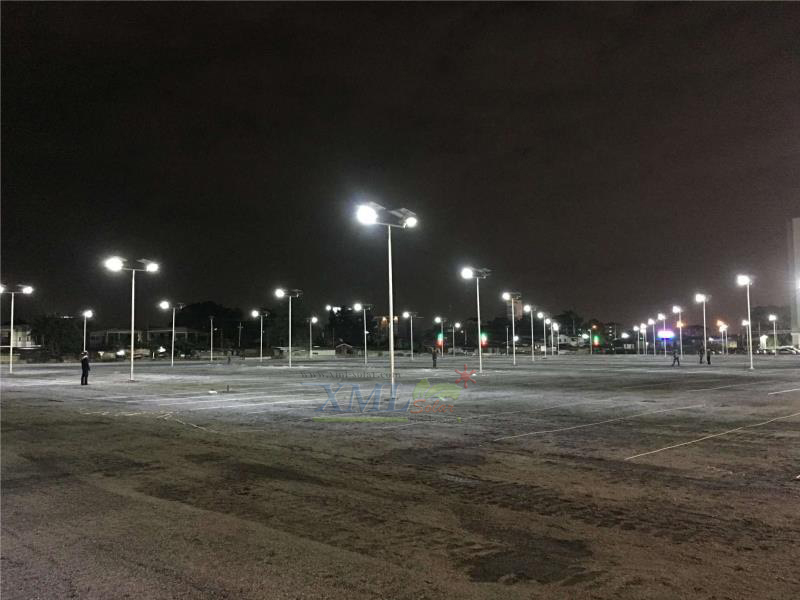 โคมไฟถนนอัจฉริยะ โซล่าเซลล์ 80 Watt (แสง ขาว) Monocrystalline