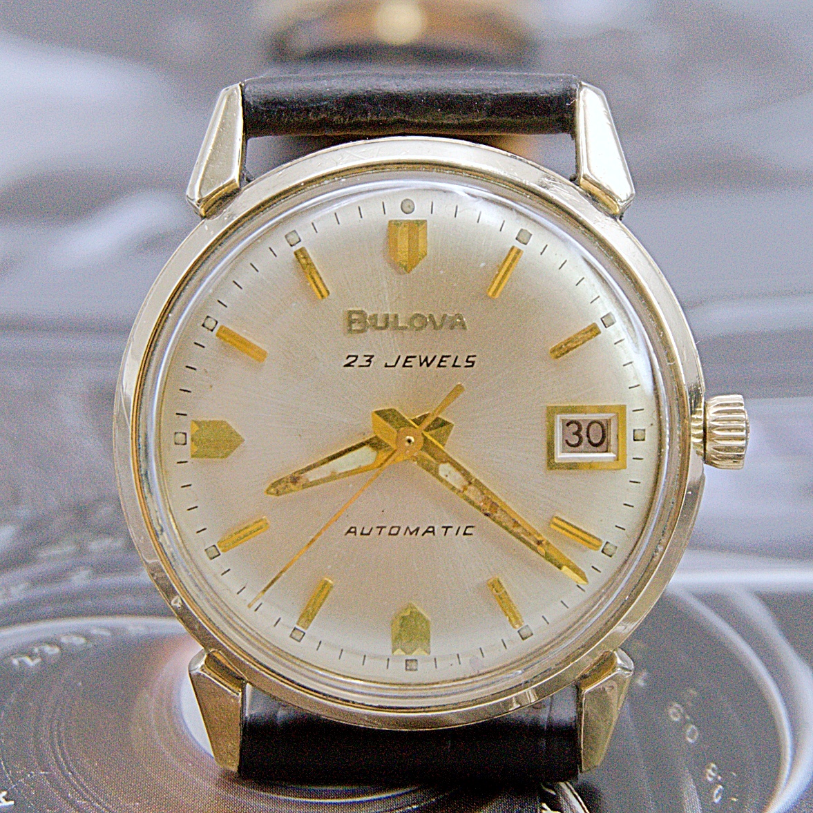 นาฬิกาเก่า BULOVA ออโตเมติก