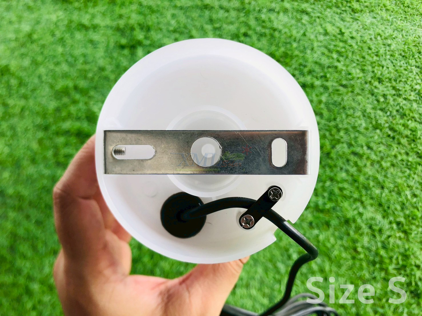 โคมไฟตั้งพื้นโซล่าเซลล์ รุ่น TC-11838 (แสงขาว + เหลืองวอมไวท์)