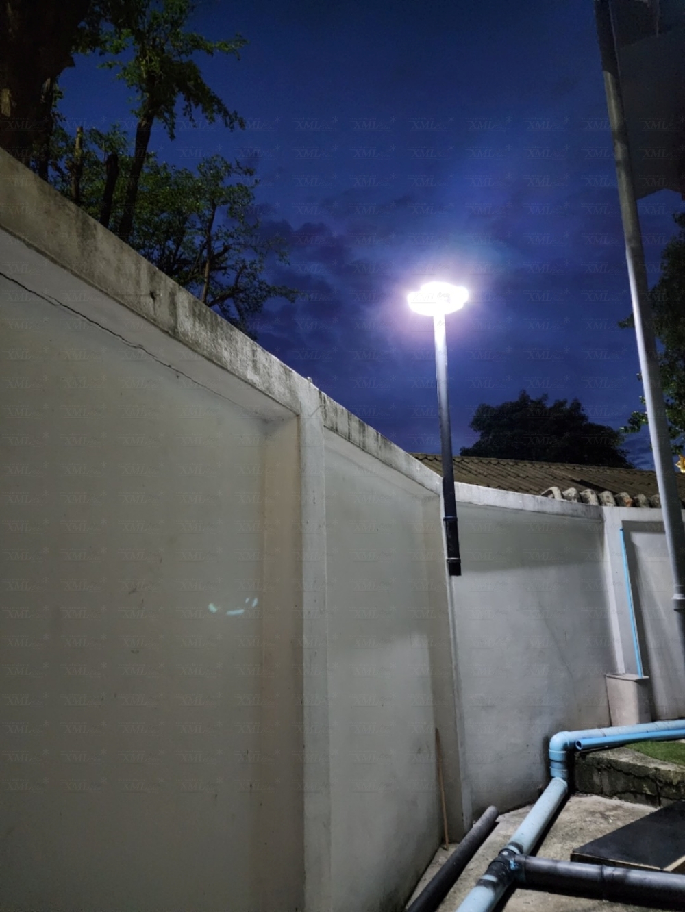 โคมไฟ UFO ทรงสี่เหลี่ยม รุ่น Modi x XML + ระบบ Motion รุ่น 300w (เปิดได้ 3 แสง)