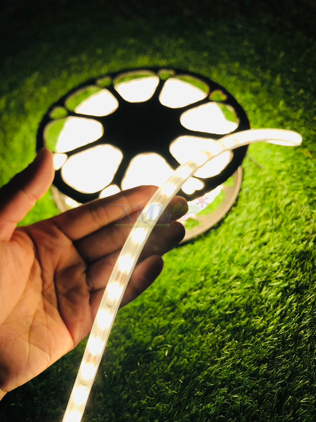 ไฟเส้นโซล่าเซลล์ รุ่น MD-SOLAR-SL10M / 20M / 30M / 50M (แสงเหลืองวอมไวท์)