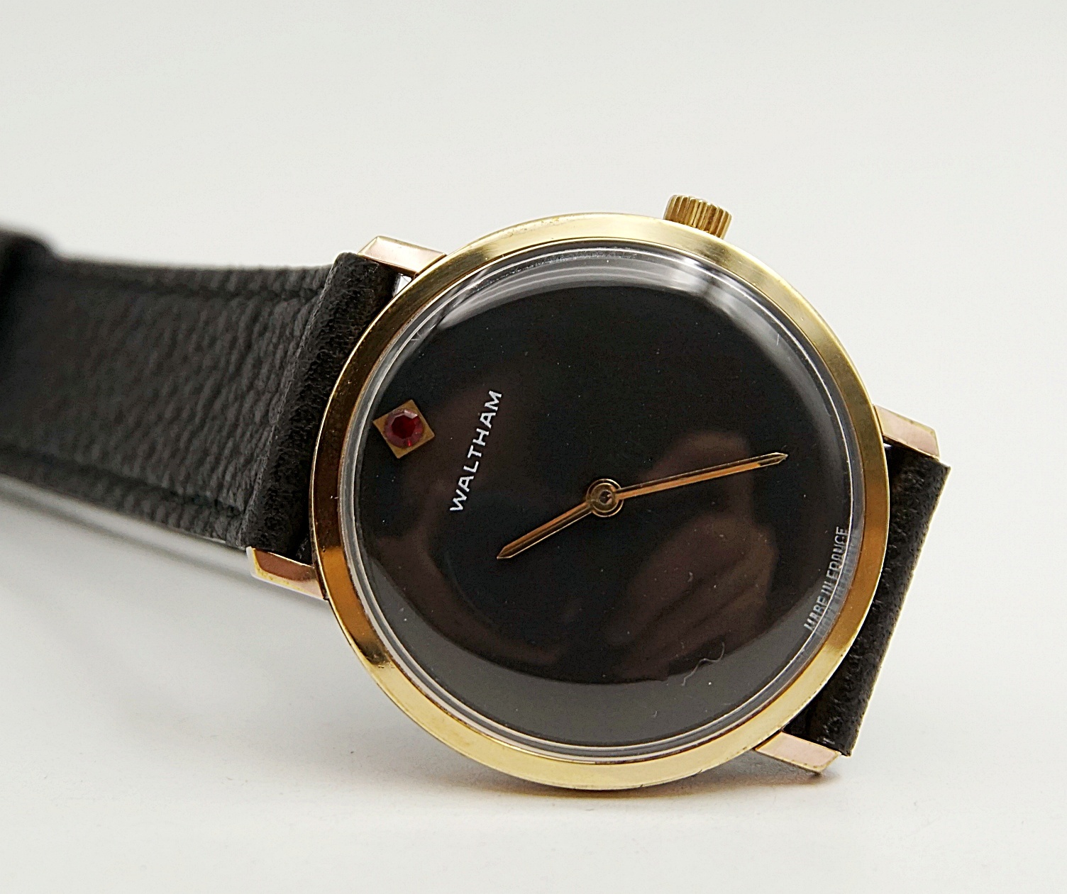 นาฬิกาเก่า WALTHAM ไขลาน