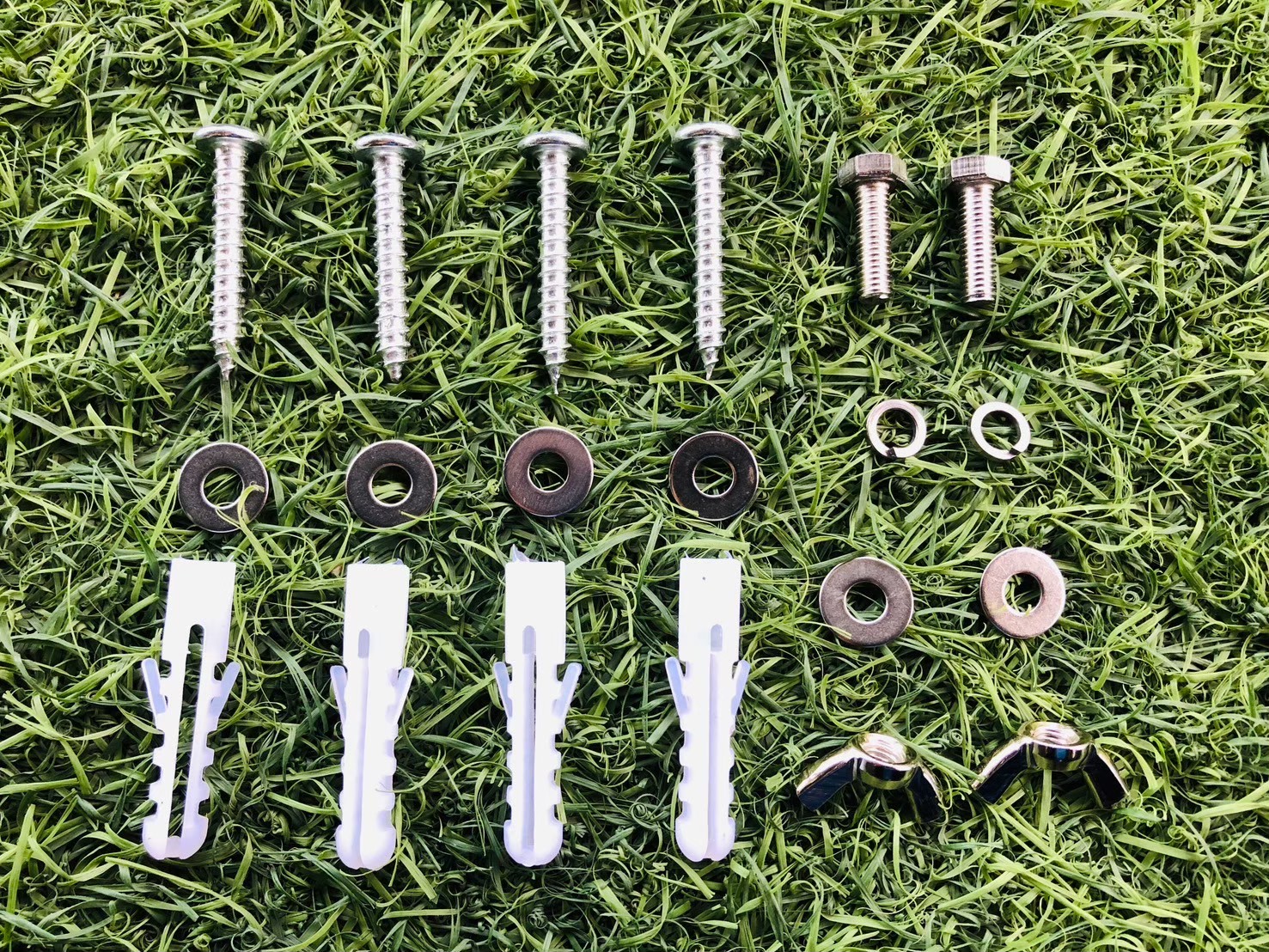 ไฟสปอตไลท์โซล่าเซลล์ 20 W รุ่น MD-PT08 (เเสง : เหลืองวอมไวท์)