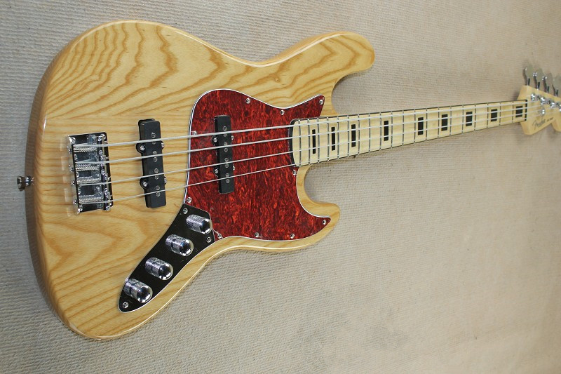 FenderStyle Jazz bass Active