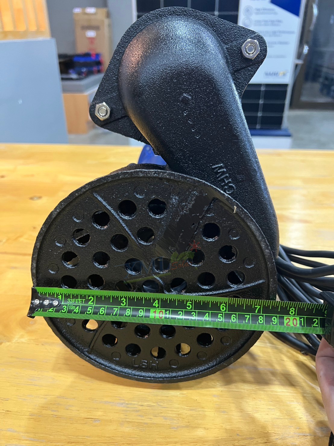 ปั๊มแช่อลูมิเนียม รุ่นสีน้ำเงิน 800W (ท่อ 4 นิ้ว) + เเผงโซล่าเซลล์ 450W (2 แผง)