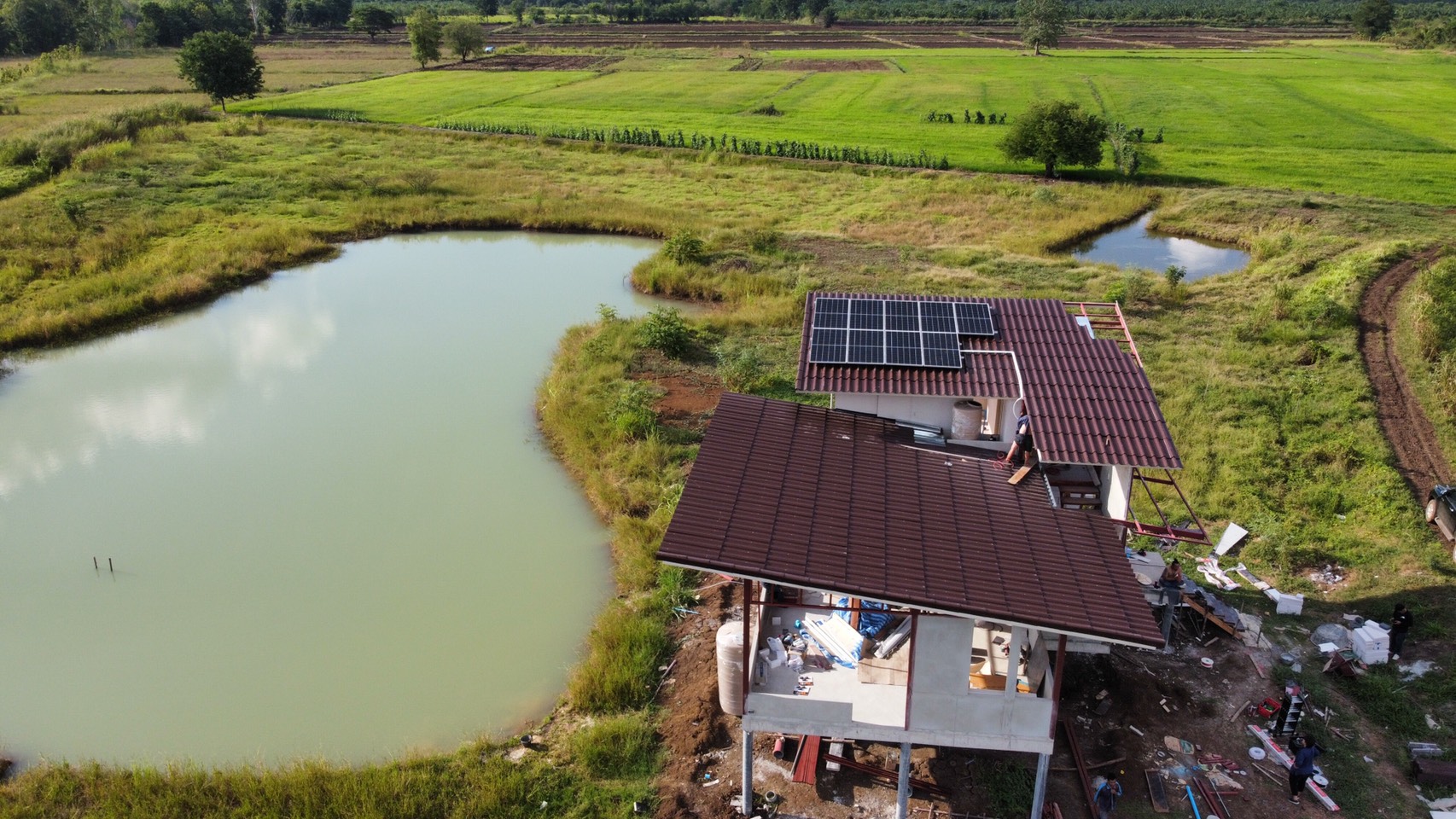 ระบบโซล่าเซลล์ติดหลังคา Solar Rooftop On/Off Grid Hybrid 5 kW + Battery LiFePO4 9.6 kwh (พร้อมติดตั้ง)
