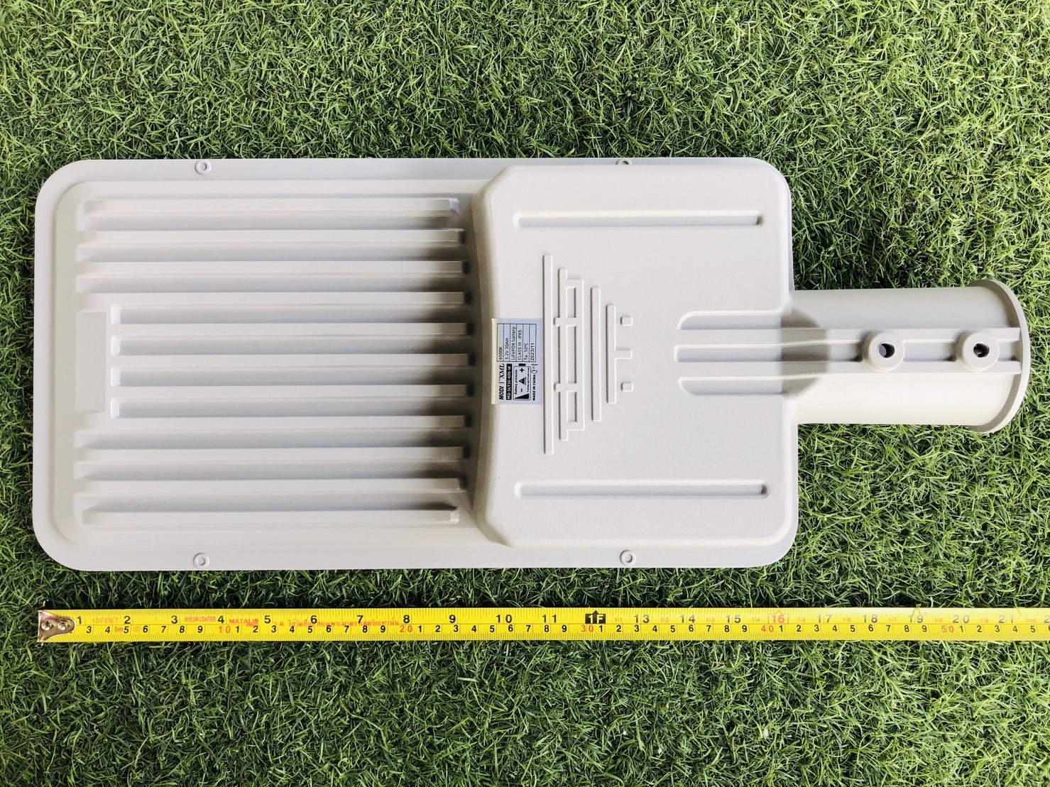 โคมไฟถนนโซล่าเซลล์ 400W รุ่น MD-SLT30-400W (แสง : ขาว)