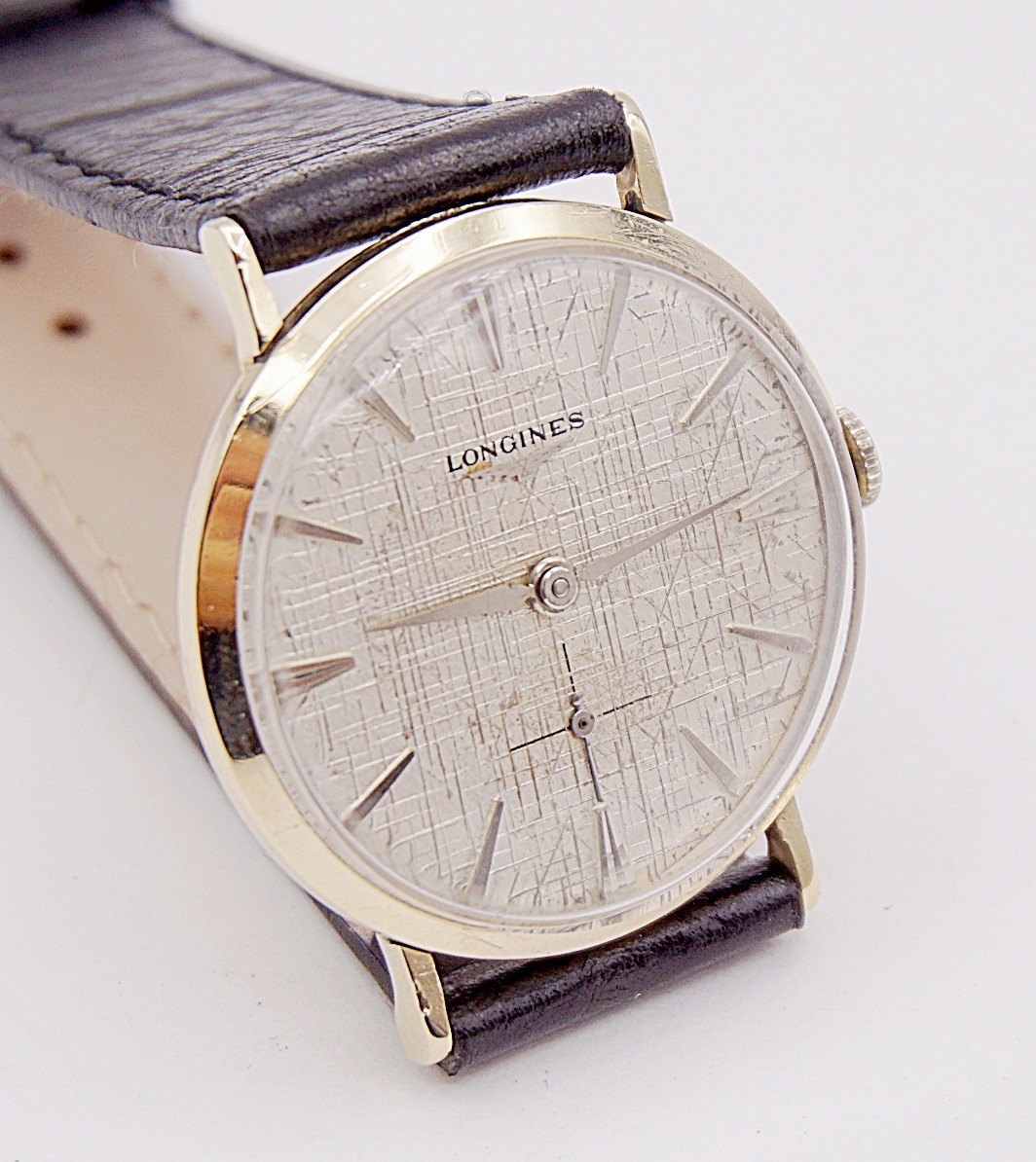 นาฬิกาเก่า LONGINES ไขลานสองเข็มครึ่ง