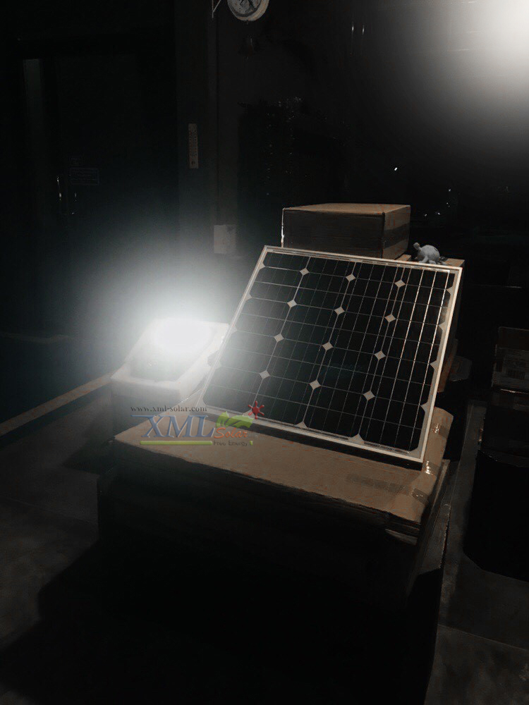 ไฟสปอตไลท์โซล่าเซลล์ 6800 Lumens. ไซต์ใหญ่ (เเสง : ขาว)