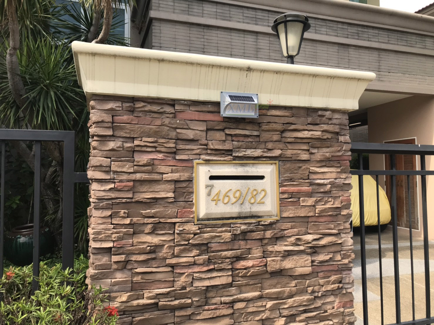 ไฟบันไดโซล่าเซลล์ ทรงสี่เหลี่ยม 5 SMD LED