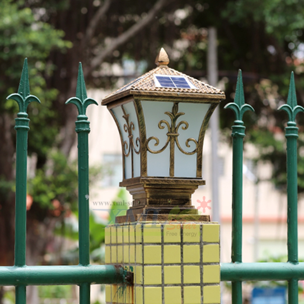 โคมไฟหัวเสาโซล่าเซลล์ + AC ทรง Grand เเบบที่ 2 (สีทอง) (เเสง : ขาว)