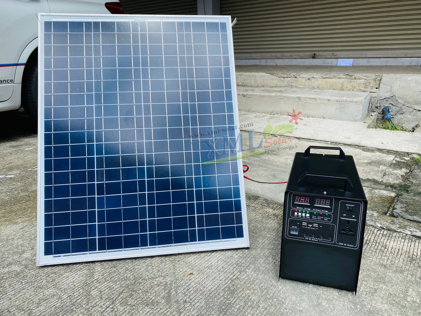 ชุดอเนกประสงค์โซล่าเซลล์(ชุดนอนนา) 200W. (AC 220v. / DC 12V.)