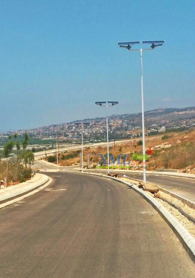 โคมไฟถนนอัจฉริยะ โซล่าเซลล์ 150 Watt Monocrystalline (แสง ขาว)