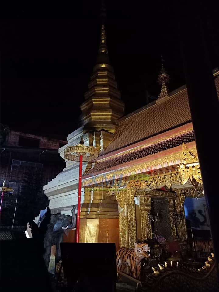 รุ่นประหยัด ไฟสปอตไลท์โซล่าเซลล์ 100 W. รุ่น MODI x XML (เปิดได้ 3 แสง)