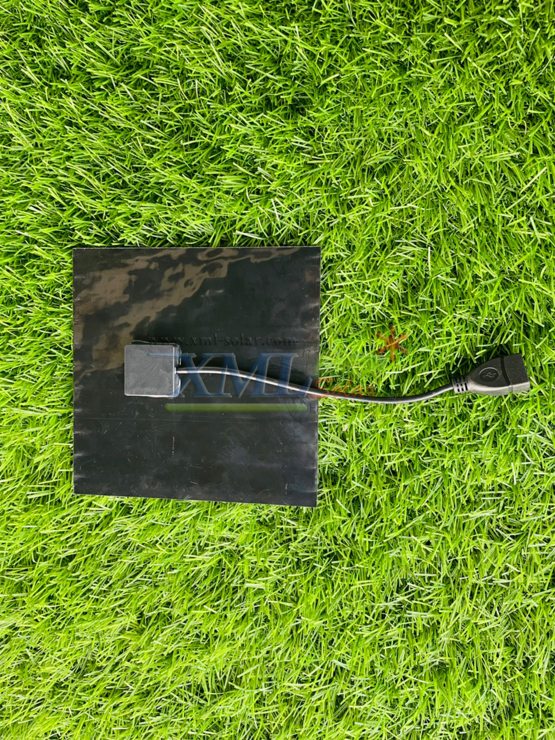 ไฟเส้นปลูกต้นไม้โซล่าเซลล์ ยาว 5 เมตร (ระบบ DC ต่อตรง ไม่มีเเบตเตอรี่) Model 3 (แสง : ชมพู)