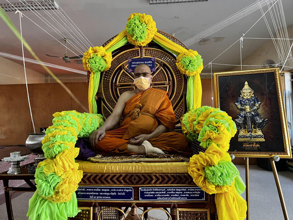 ท้าวเวสสุวรรณ หลวงพ่อทอง สุทธสีโล เลขโค๊ต 3 (โชว์)