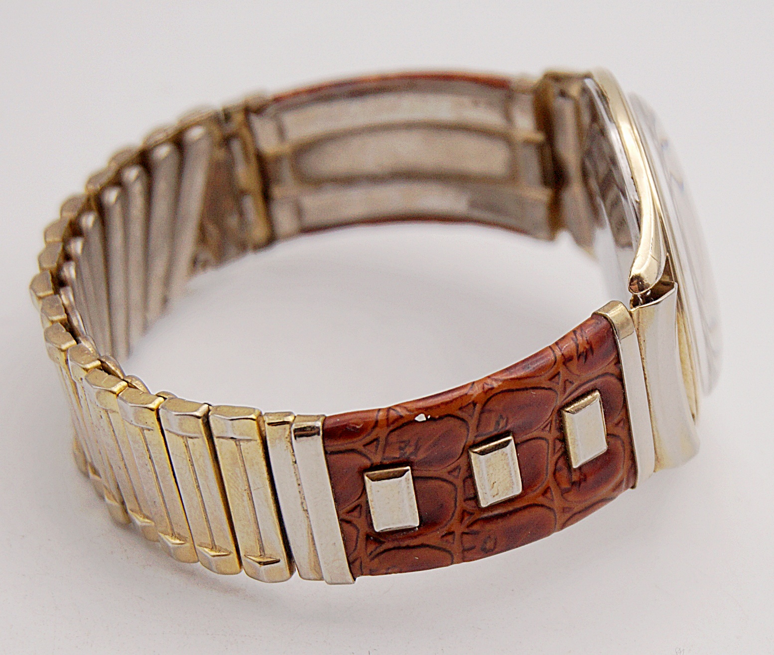 นาฬิกาเก่า BULOVA ไขลาน