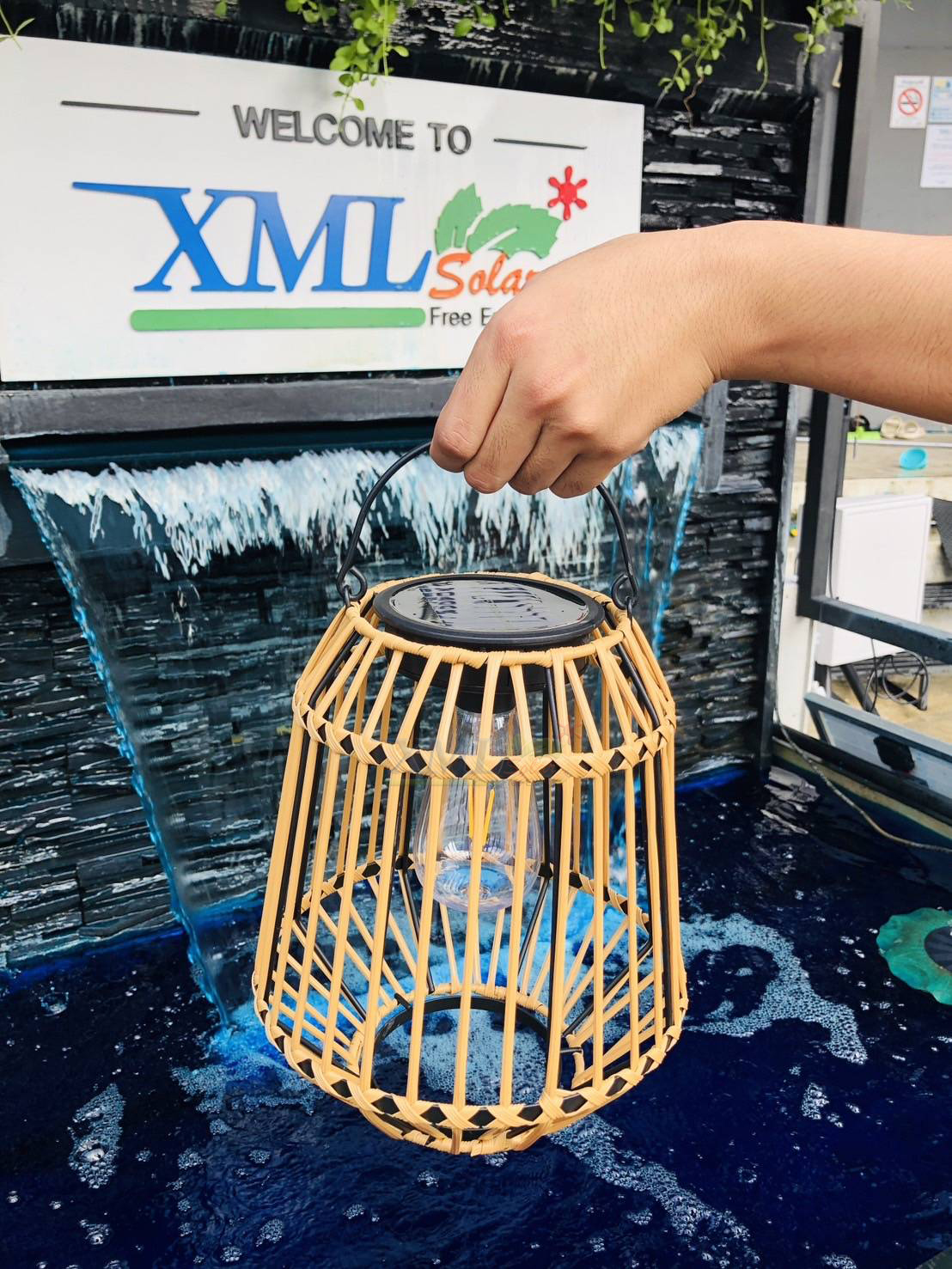 โคมไฟหวายโซล่าเซลล์ รุ่น MD-S3004 (แสง : เหลืองวอมไวท์)