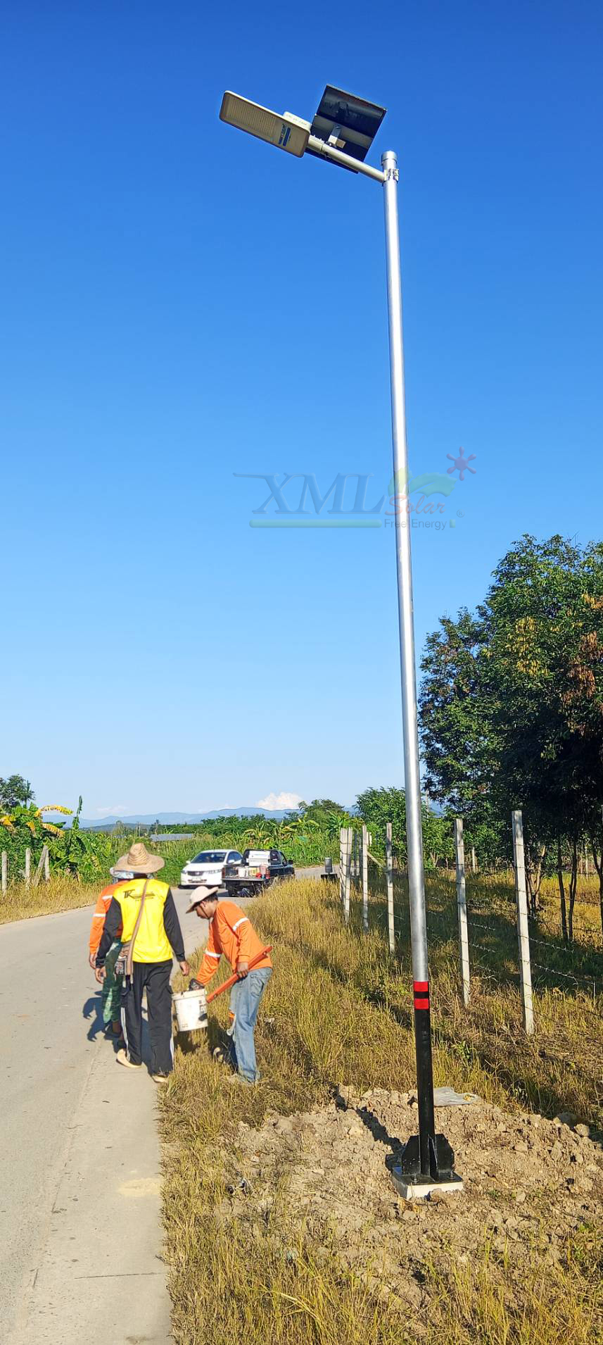 โคมไฟถนนโซล่าเซลล์ 600W รุ่น MD-SLT30-600W (แสง : ขาว)