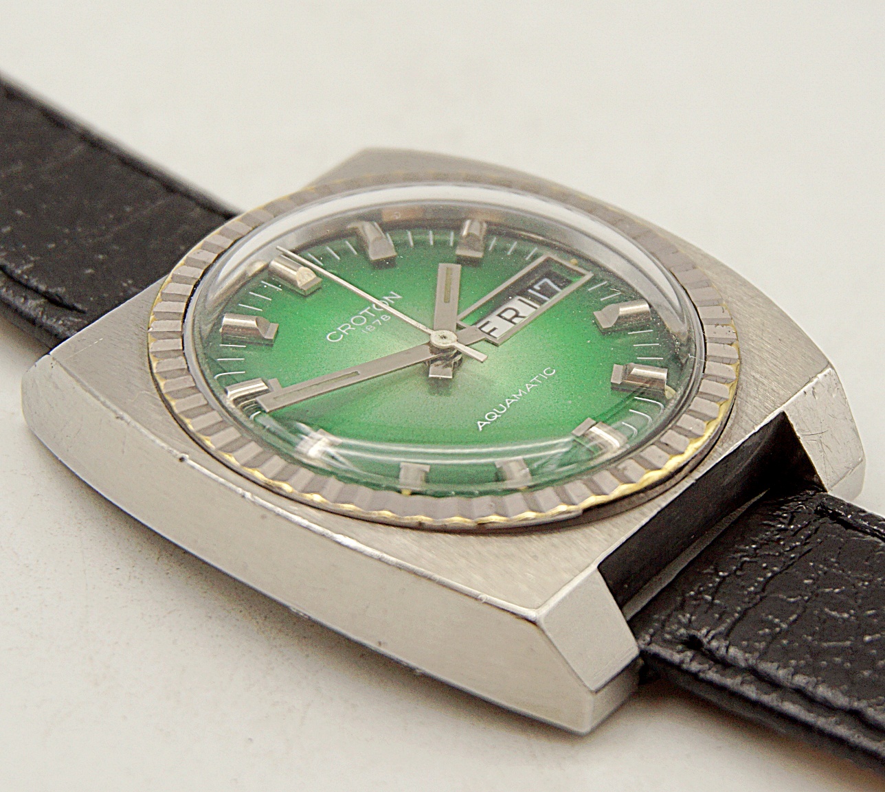 นาฬิกาเก่า CROTON ออโตเมติก