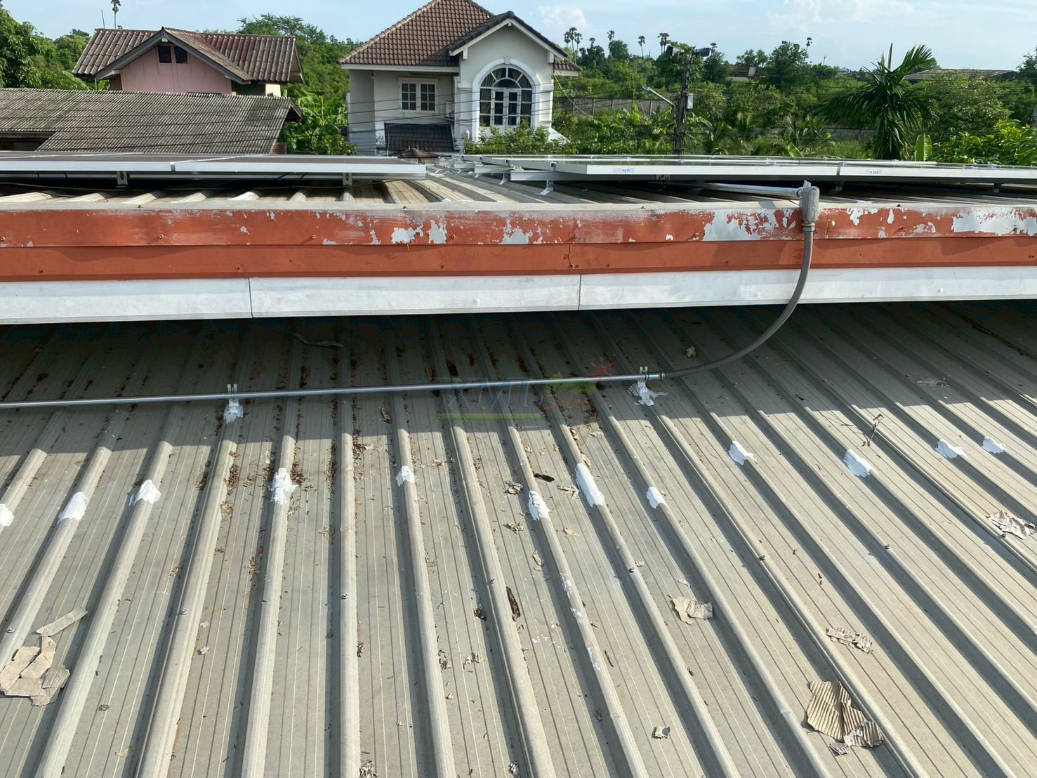 แผงโซล่าเซลล์ Half-Cell LONGI 555W