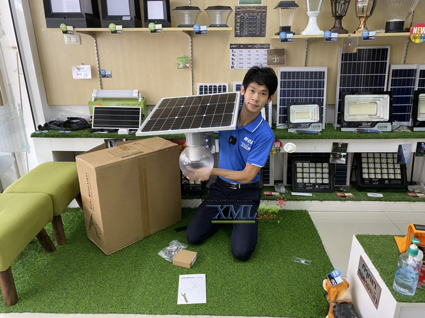 โคมไฟโซล่าเซลล์อัจฉริยะ ทรงโคมกลม รุ่น 40 Watt Monocrystalline 1 แถม 1