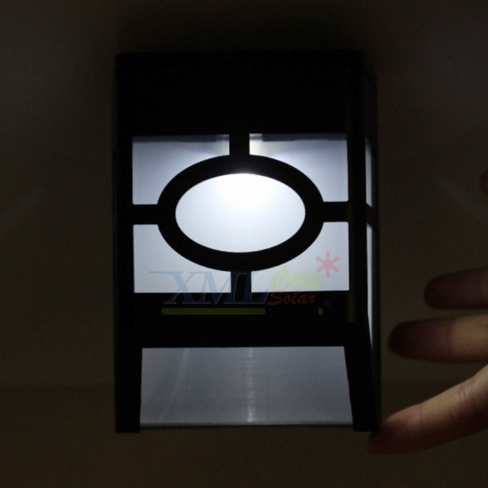 โคมไฟโซล่าเซลล์ ติดผนัง 2 LED ทรง ญี่ปุ่น (เเสง : ขาว)