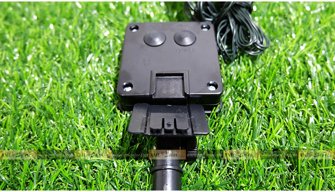 ไฟกระพริบโซล่าเซลล์ รูป หยดน้ำ 30 ชิ้น (เเสง : เหลืองวอมไวท์)