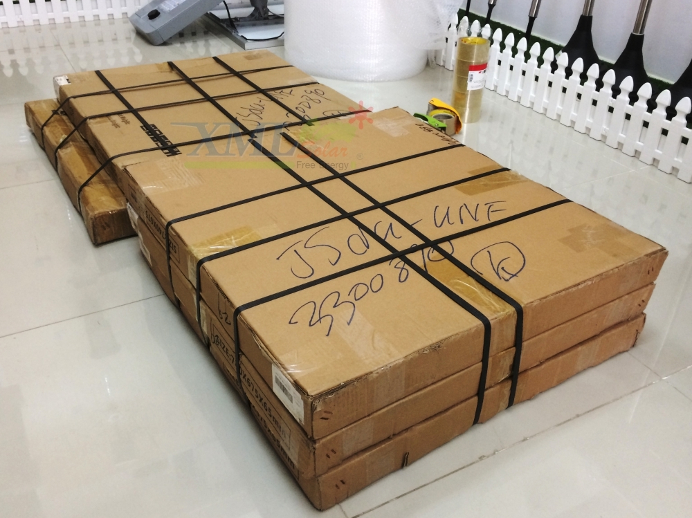 โคมไฟถนนอัจฉริยะ โซล่าเซลล์ 65 Watt Monocrystalline