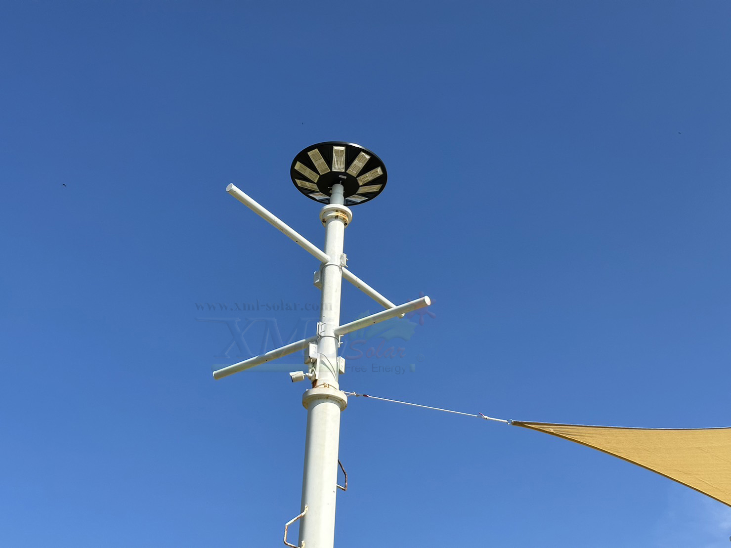 โคมไฟโซล่าเซลล์ UFO ทรงกลม (ขนาดใหญ่สุด 75 ซม.) (เปิดได้ 3 แสง) รุ่น MD-SLT38-500W