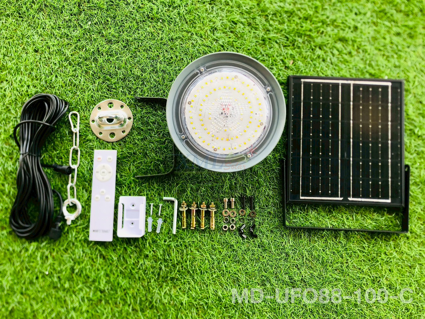 โคมไฟโซล่าเซลล์ ติดเพดาน MD-UFO88 รุ่น C (เปิดได้ 3 แสง)