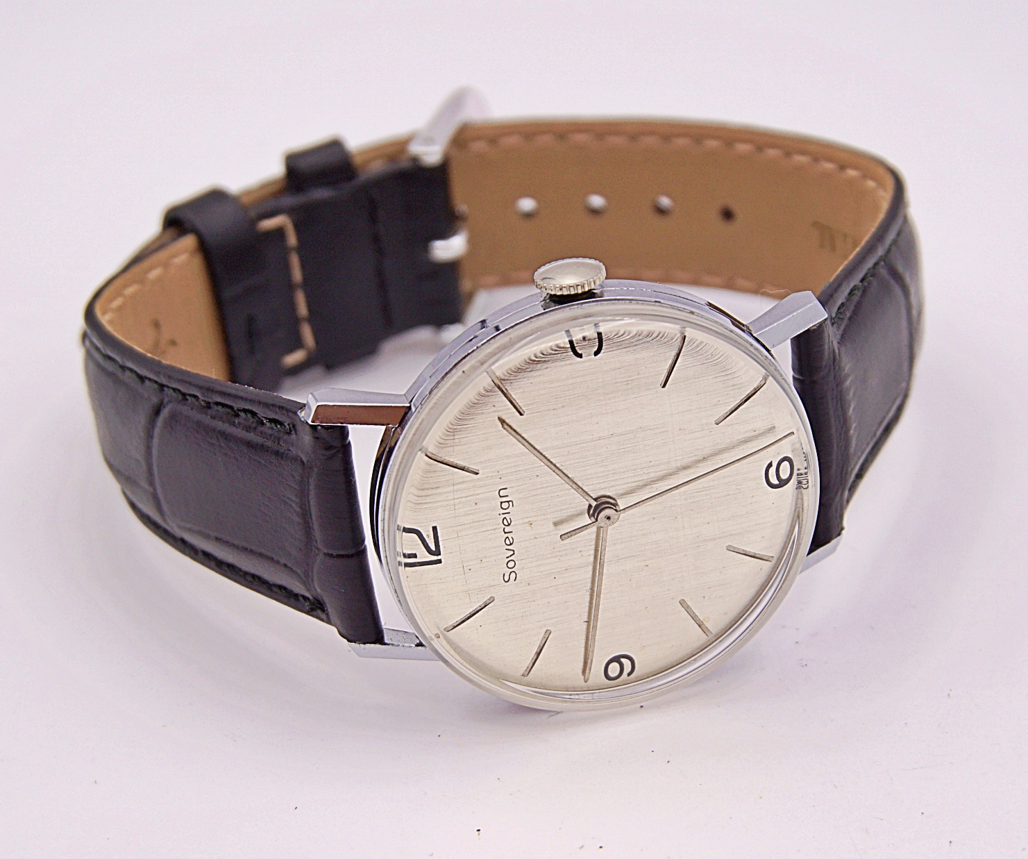 นาฬิกาเก่า SOVEREIGN ไขลาน