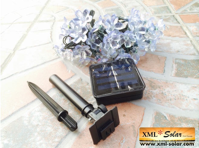 ไฟกระพริบโซล่าเซลล์ รูป ดอกไม้ 50 ดอก (เเสง : ผสม 4 สี)