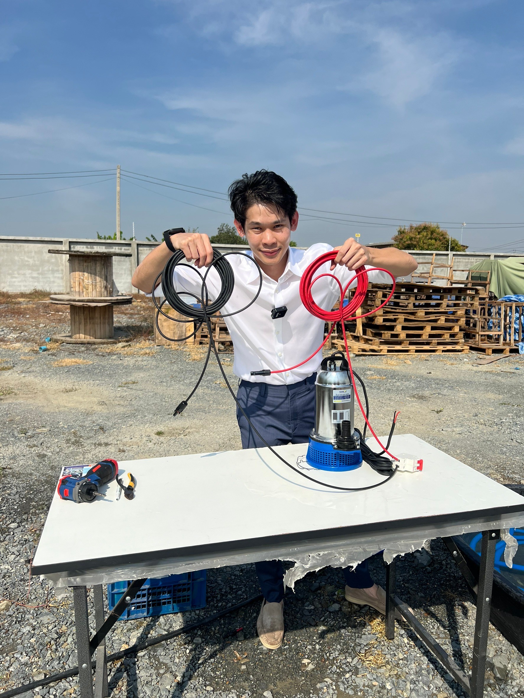 ชุดปั๊มแช่ไดโว่ DCB 48V / 600W + แผงโซล่าเซลล์ 580W