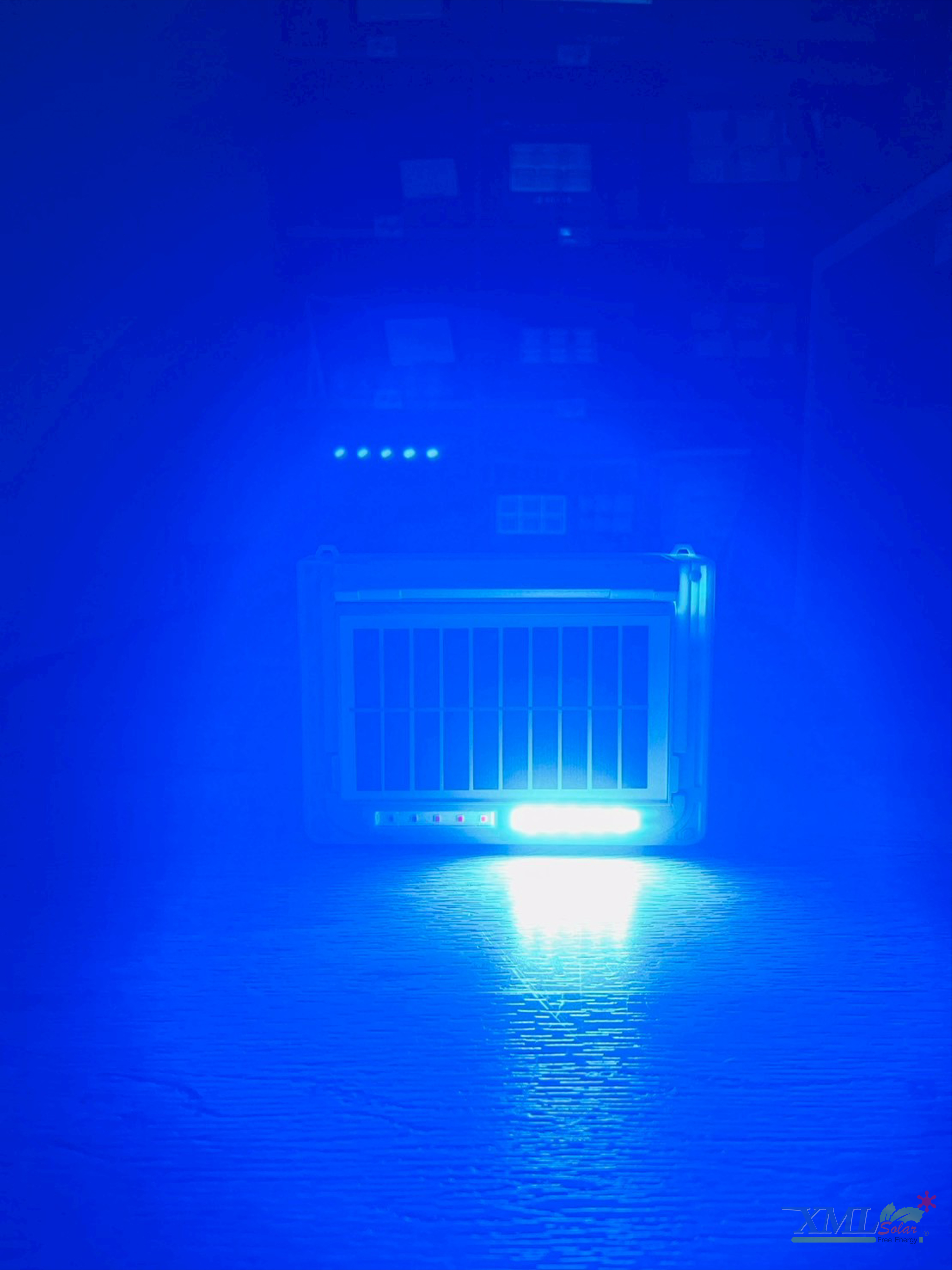 ไฟฉายอเนกประสงค์โซล่าเซลล์ รุ่น LSXML-235