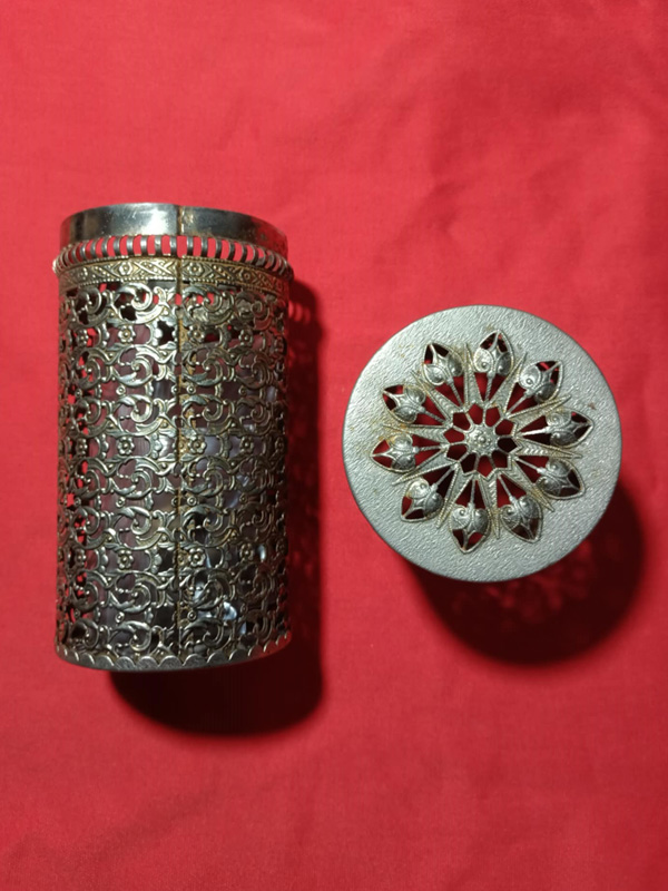 กระบอกลายฉลุ