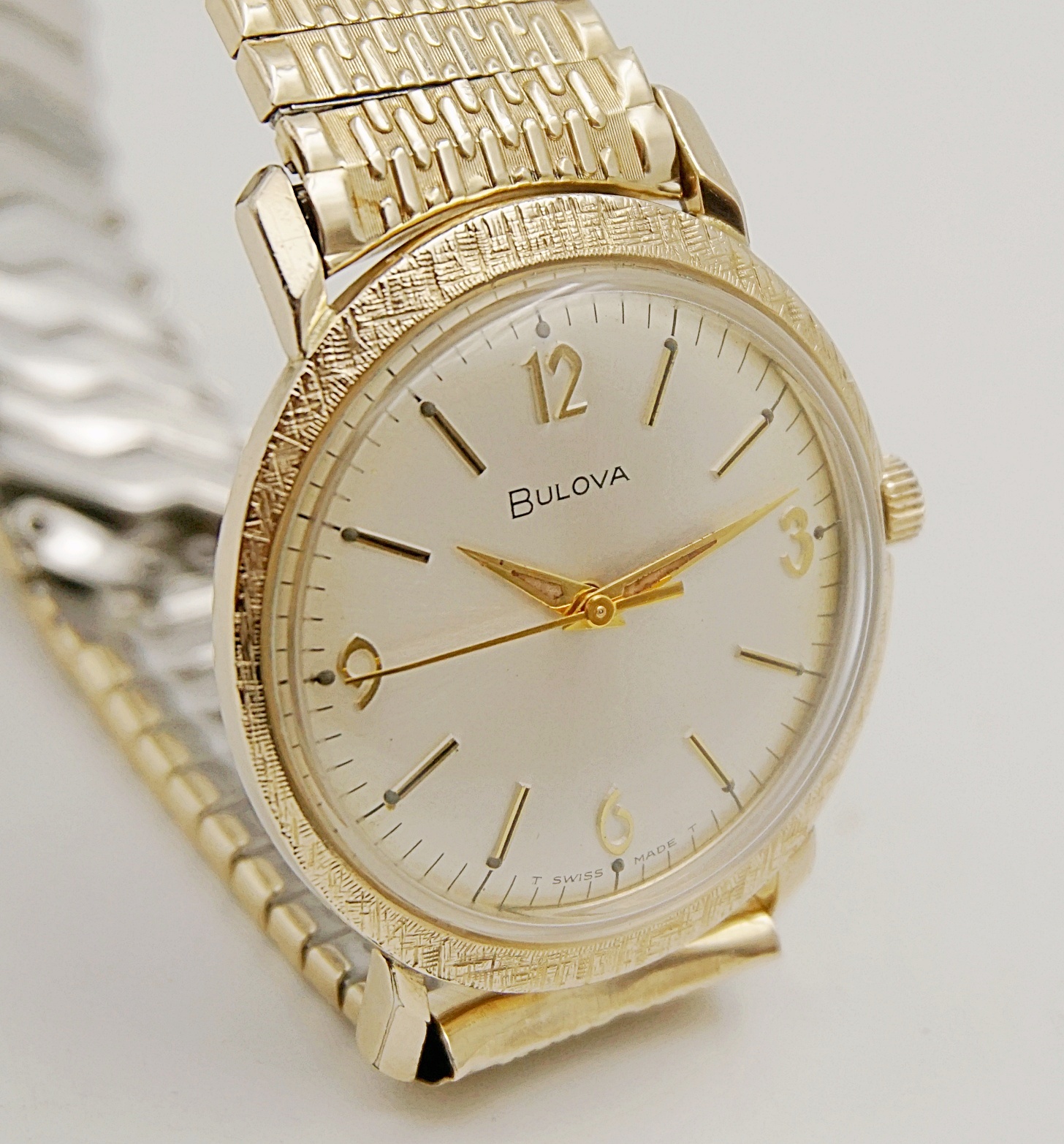 นาฬิกาเก่า BULOVA ไขลาน