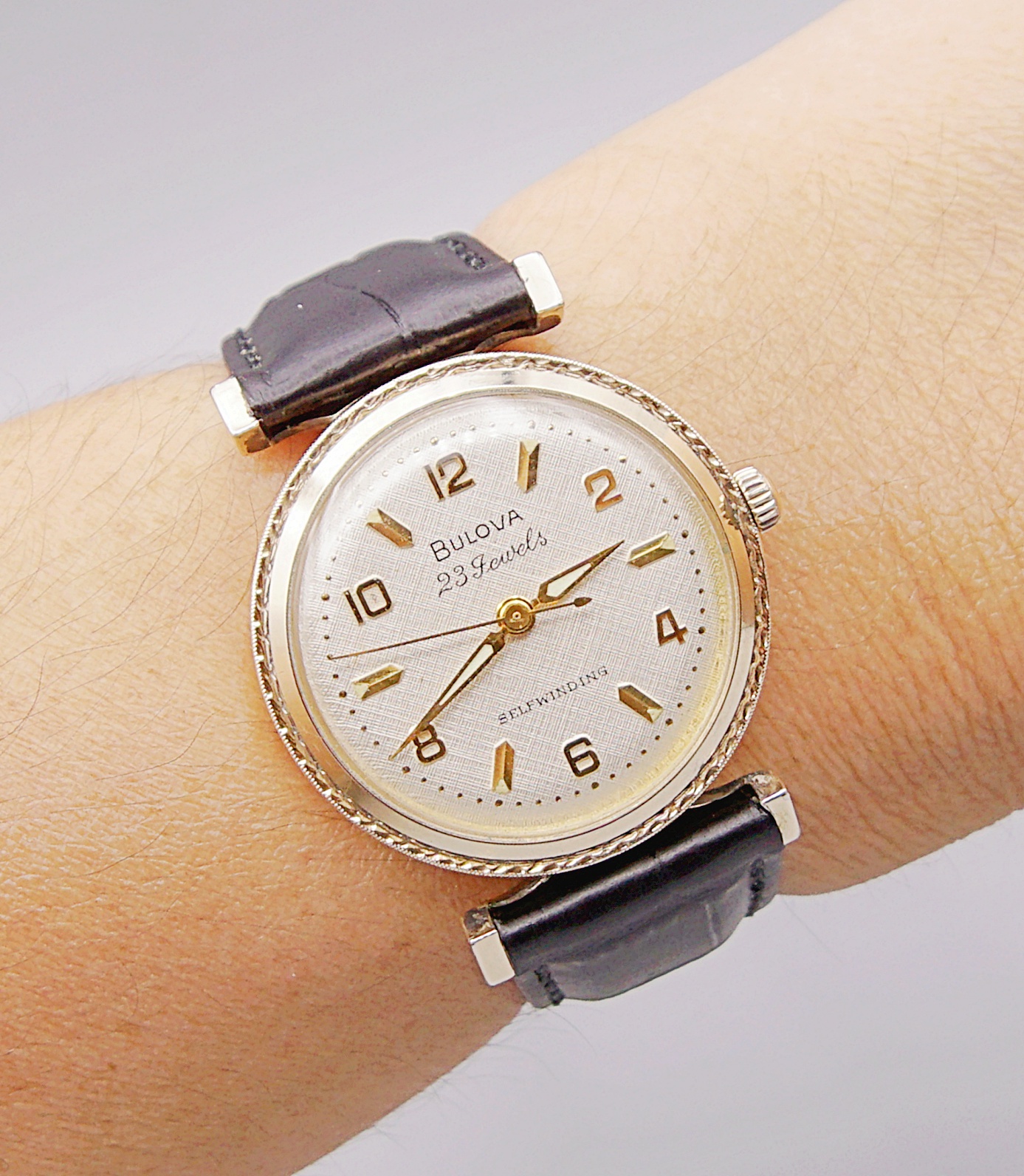 นาฬิกาเก่า BULOVA ออโตเมติก