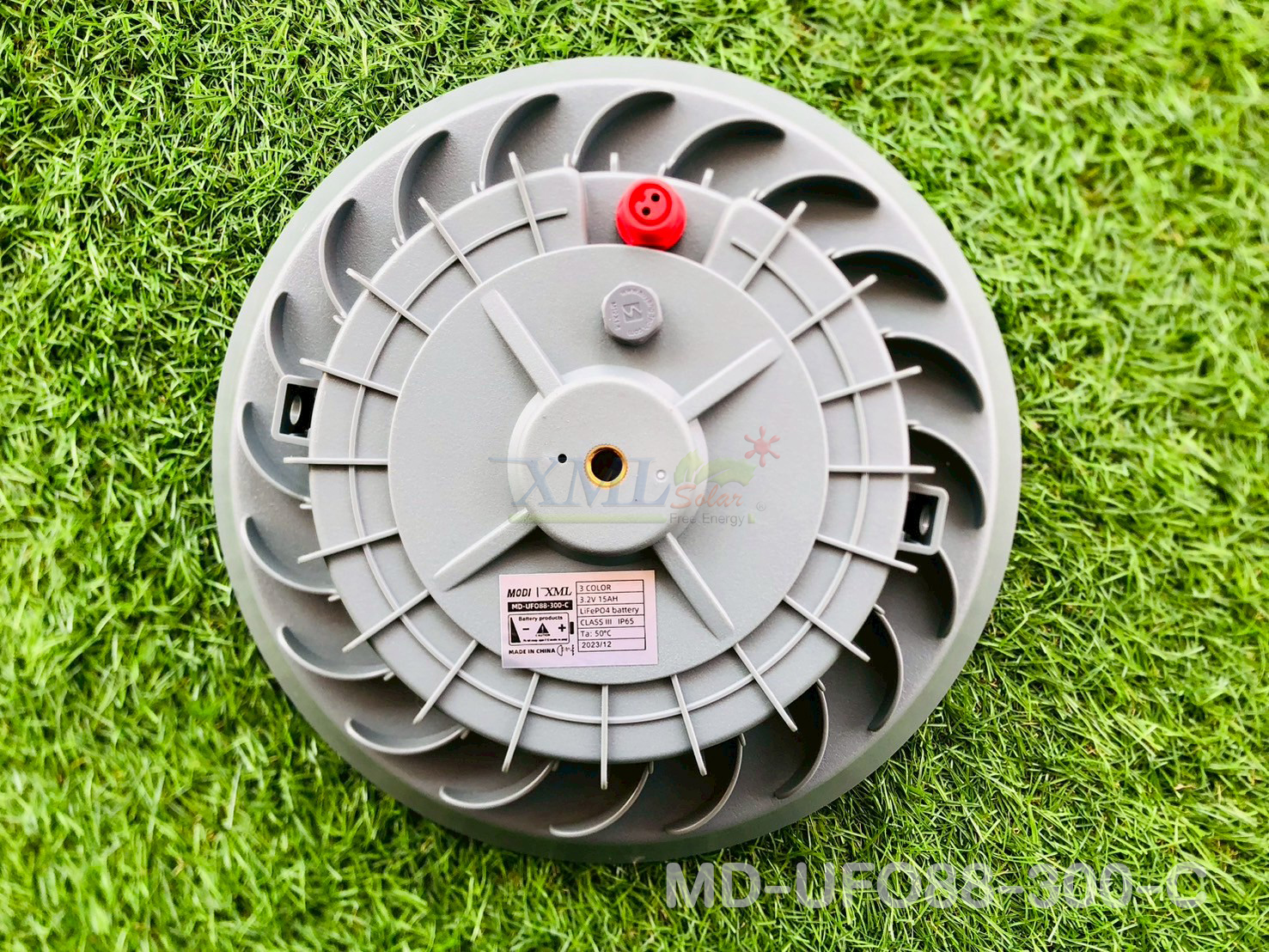 โคมไฟโซล่าเซลล์ ติดเพดาน MD-UFO88 รุ่น C (เปิดได้ 3 แสง)