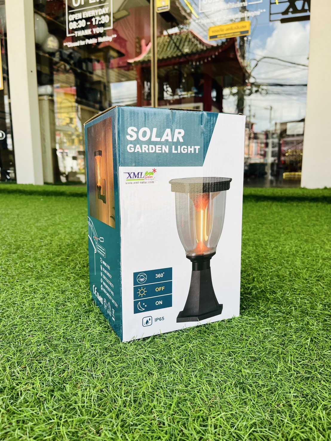 โคมไฟหัวเสาโซล่าเซลล์ LSXML-211 รุ่นภูเขาไฟ (แสง : เหลืองวอมไวท์)