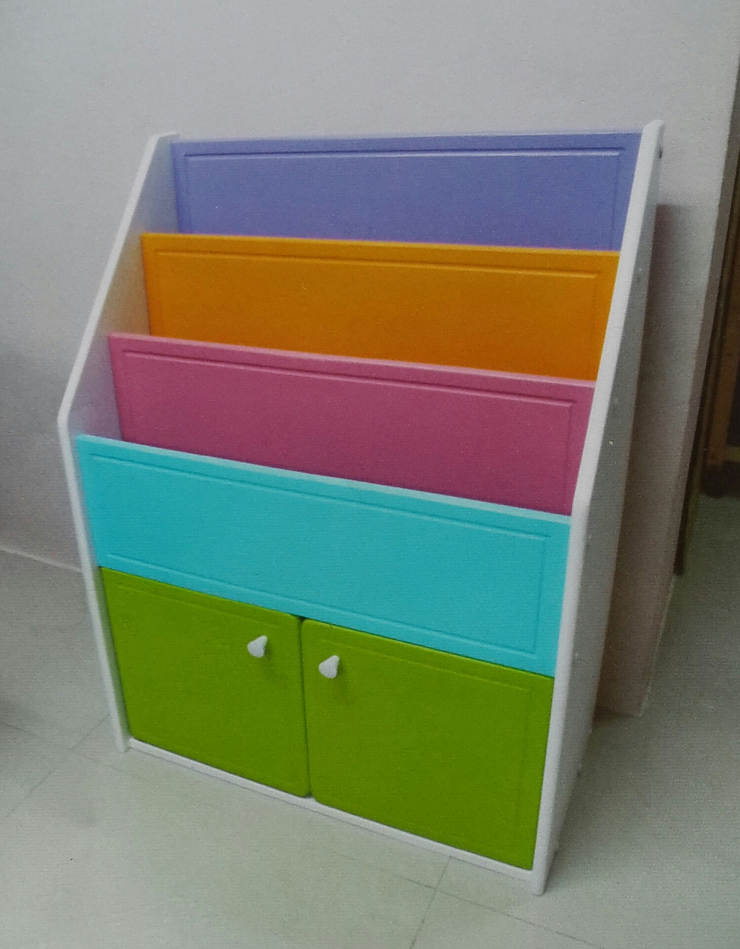 ชั้นวางหนังสือแฟนซี+บานเปิด