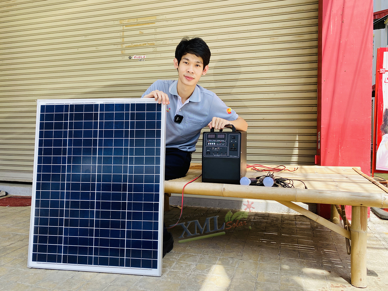 ชุดอเนกประสงค์โซล่าเซลล์(ชุดนอนนา) 200W. (AC 220v. / DC 12V.)