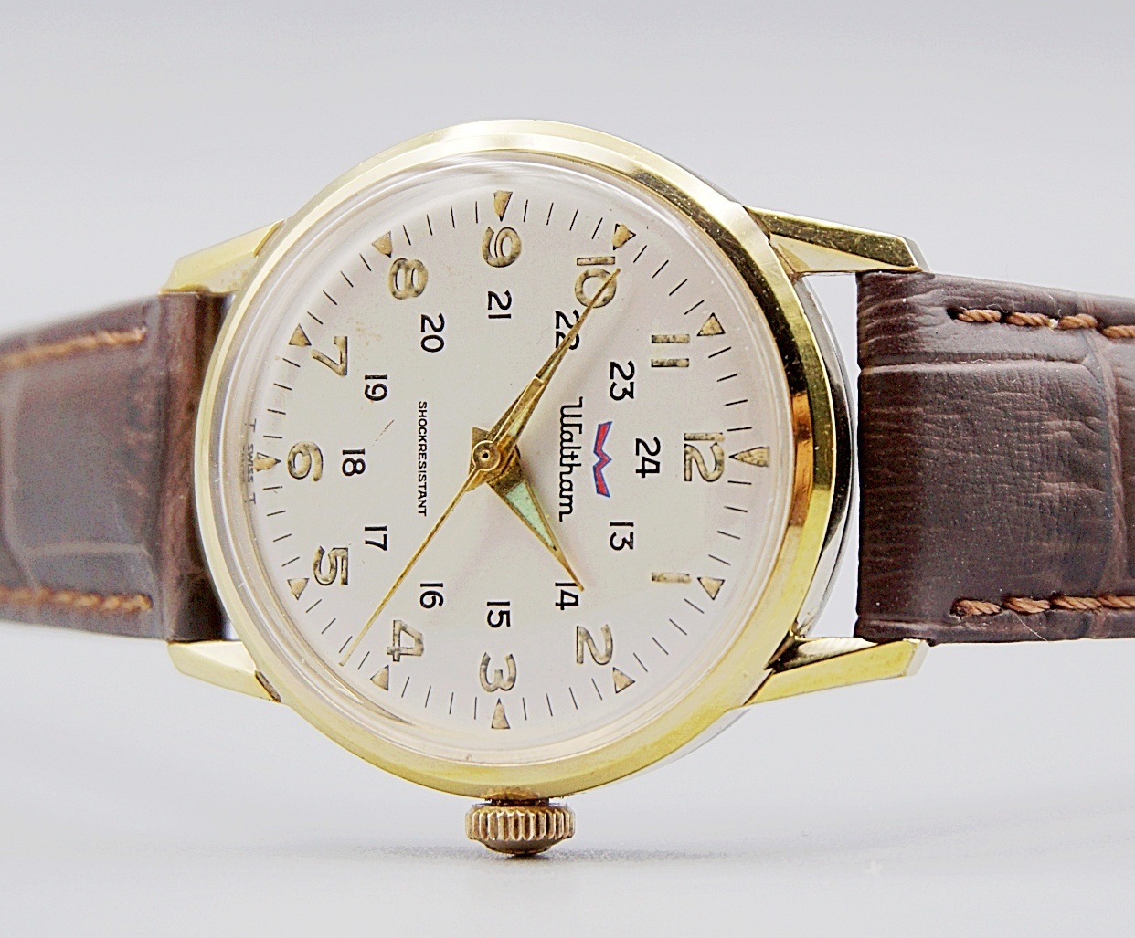 นาฬิกาเก่า WALTHAM ไขลาน