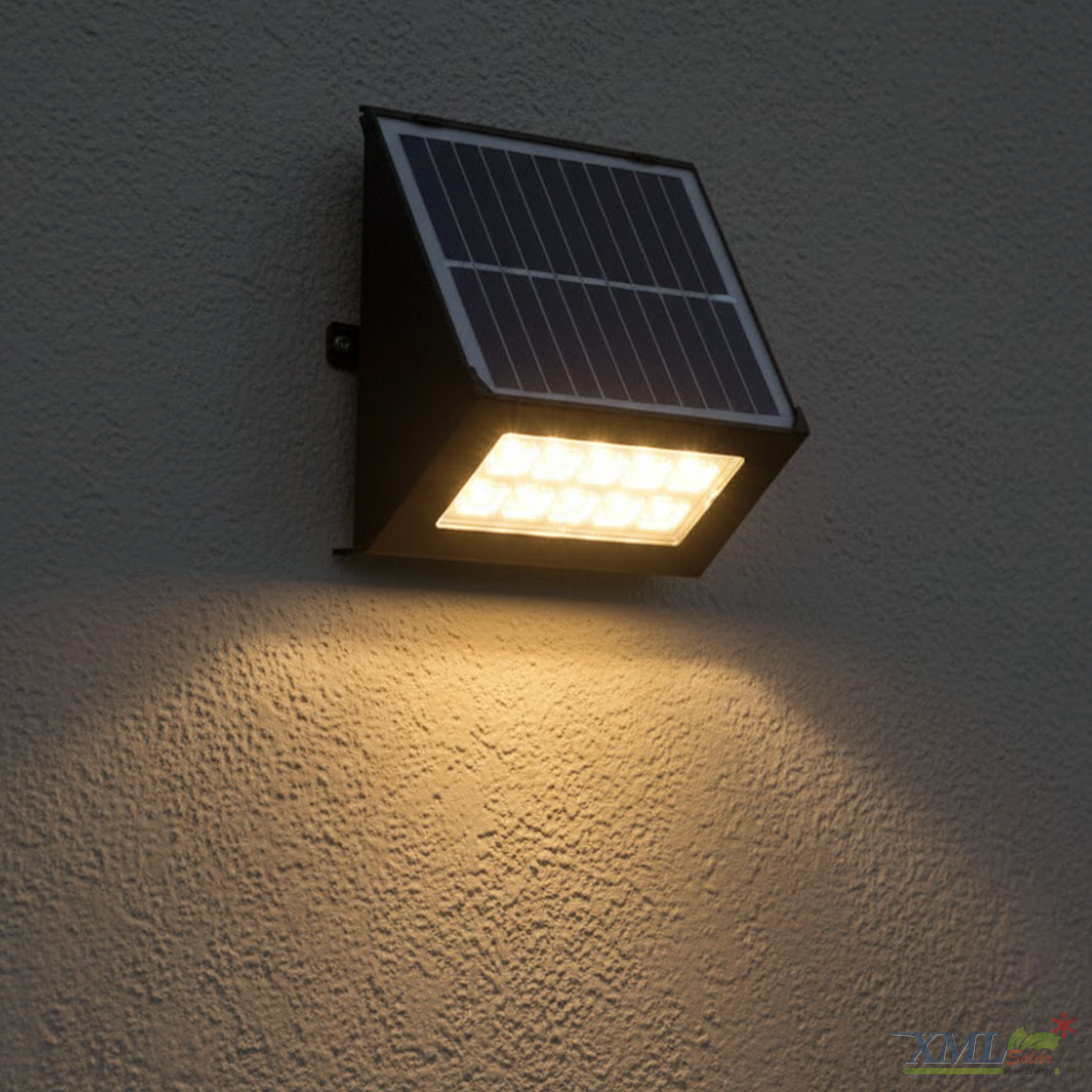 ไฟผนังโซล่าเซลล์ ทรงสามเหลี่ยม รุ่น LSXML-245