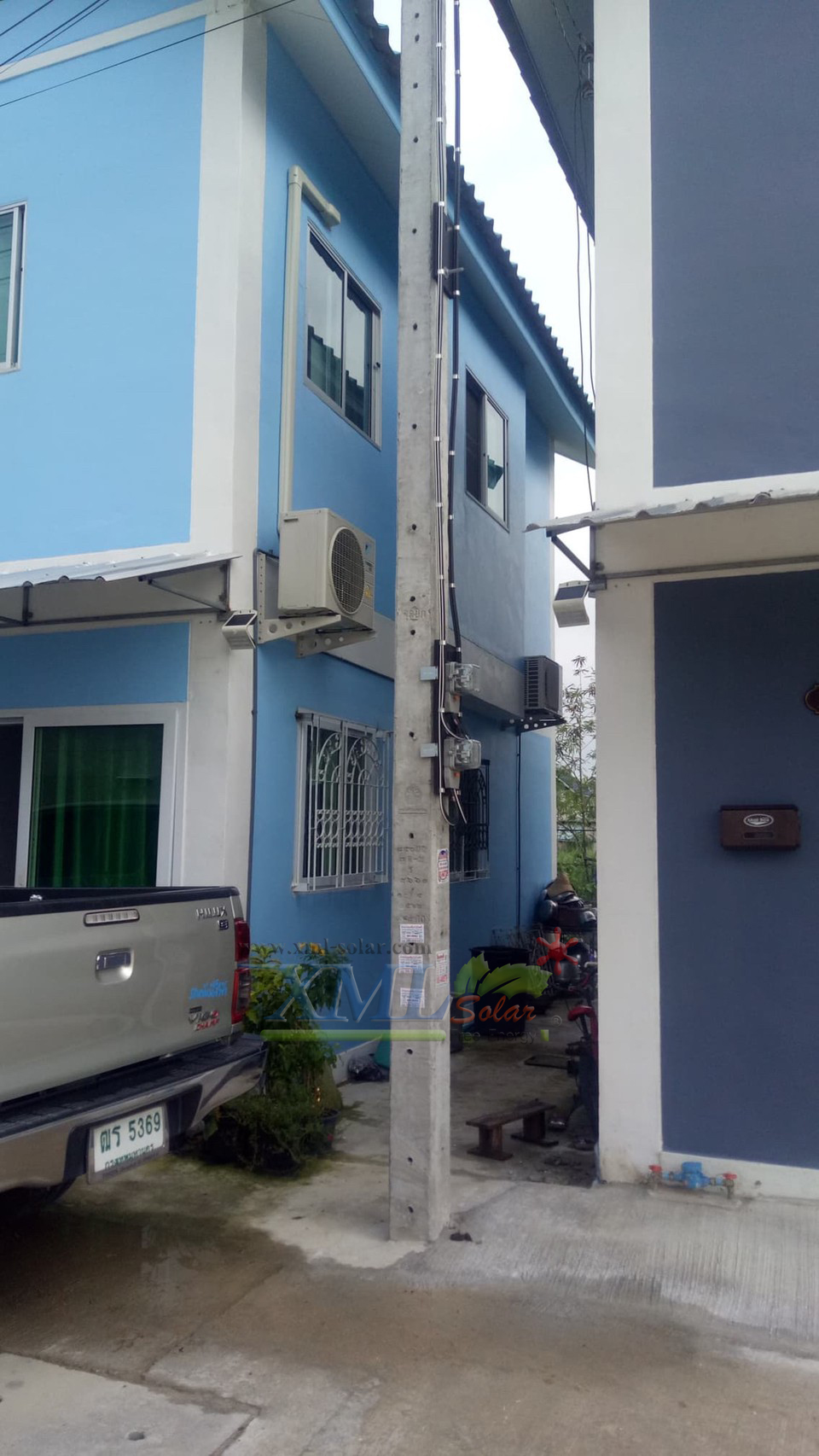 น๊อตยึดเสาไฟฟ้าปูน 8 นิ้ว + เเถม ฟรี น็อตเล็ก 4 ตัว