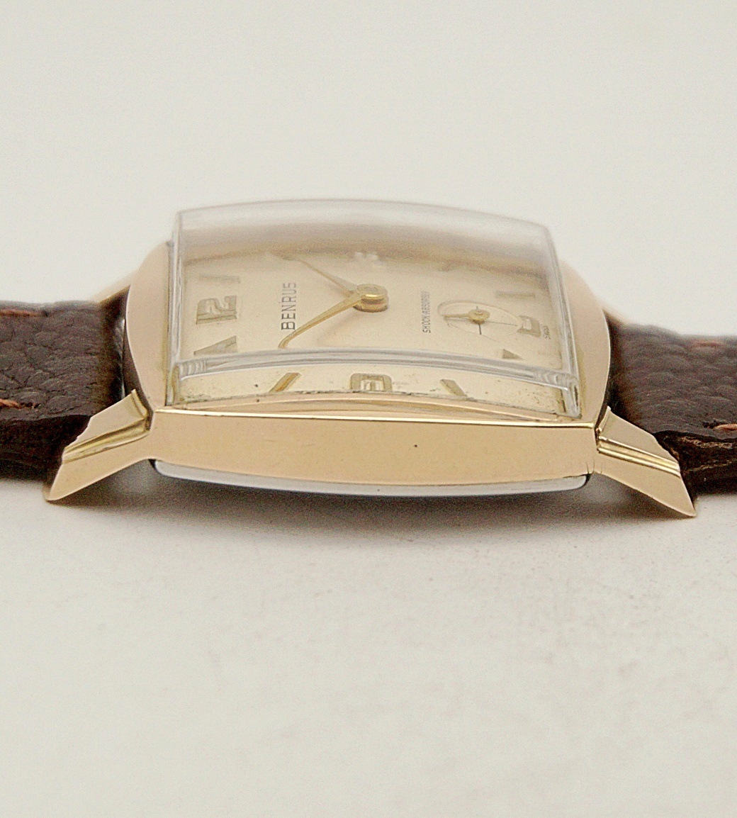 นาฬิกาเก่า BENRUS ไขลานสองเข็มครึ่ง