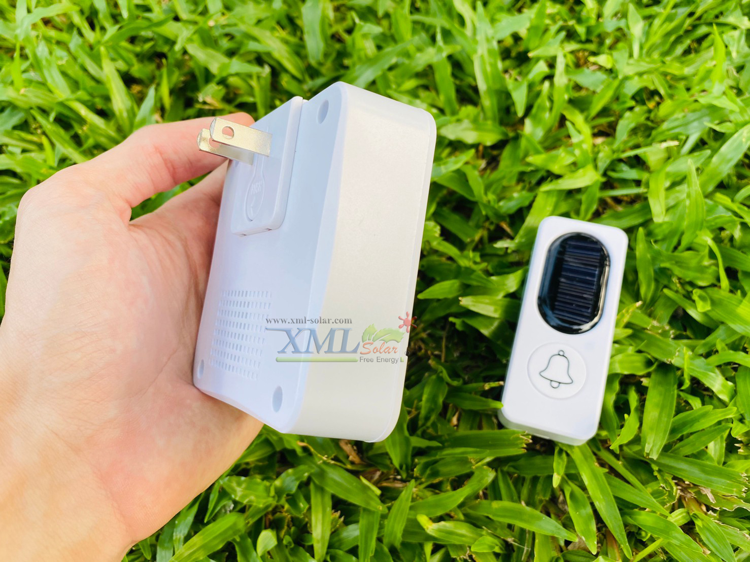 กริ่งโซล่าเซลล์ อเนกประสงค์ สีขาว (Solar Doorbell)