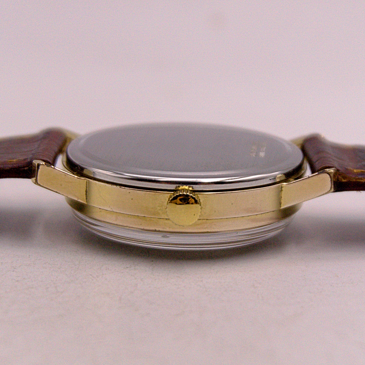 นาฬิกาเก่า HELBROS ไขลาน